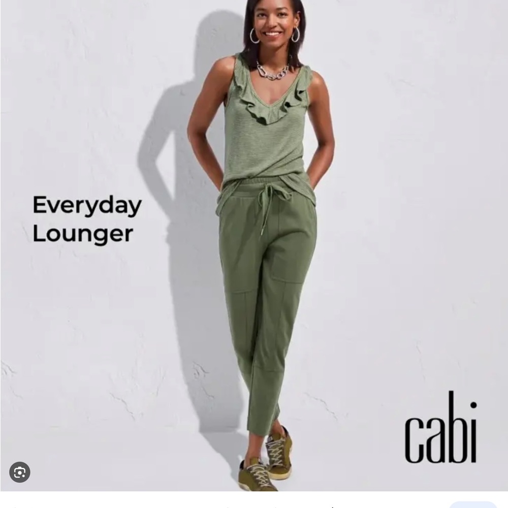 Cabi everyday Loungers, olive green joggers